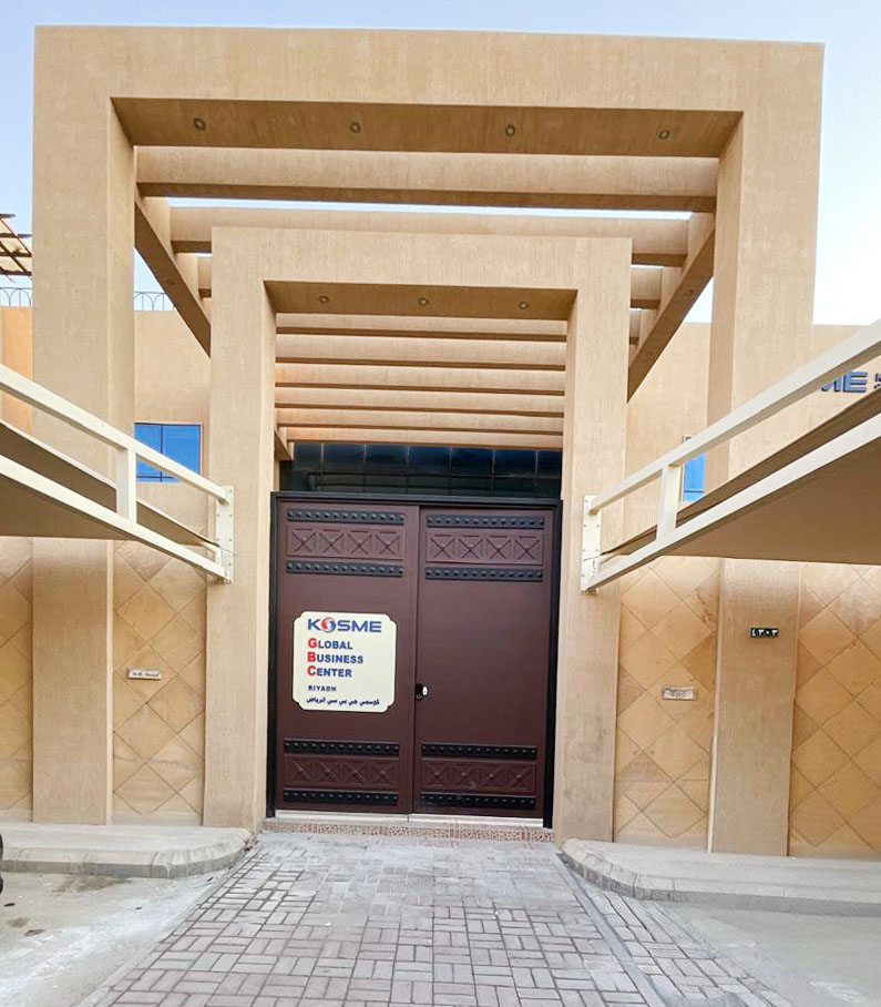 GBC office glass partition installation Riyadh