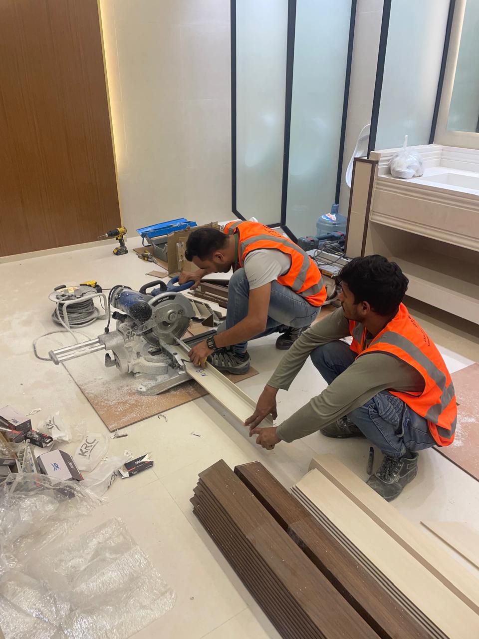 Office fit-out Riyadh construction process - Hanwha project flooring