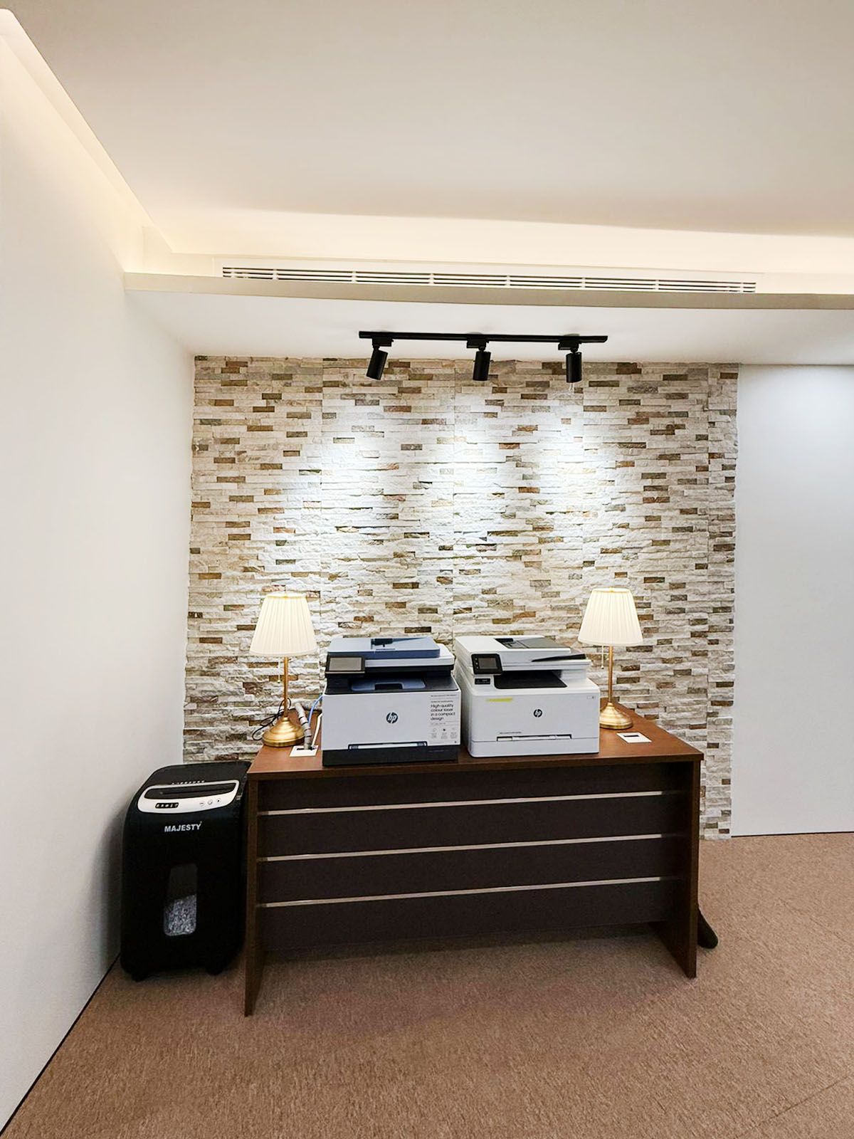 LIG NEX1 completed office remodeling