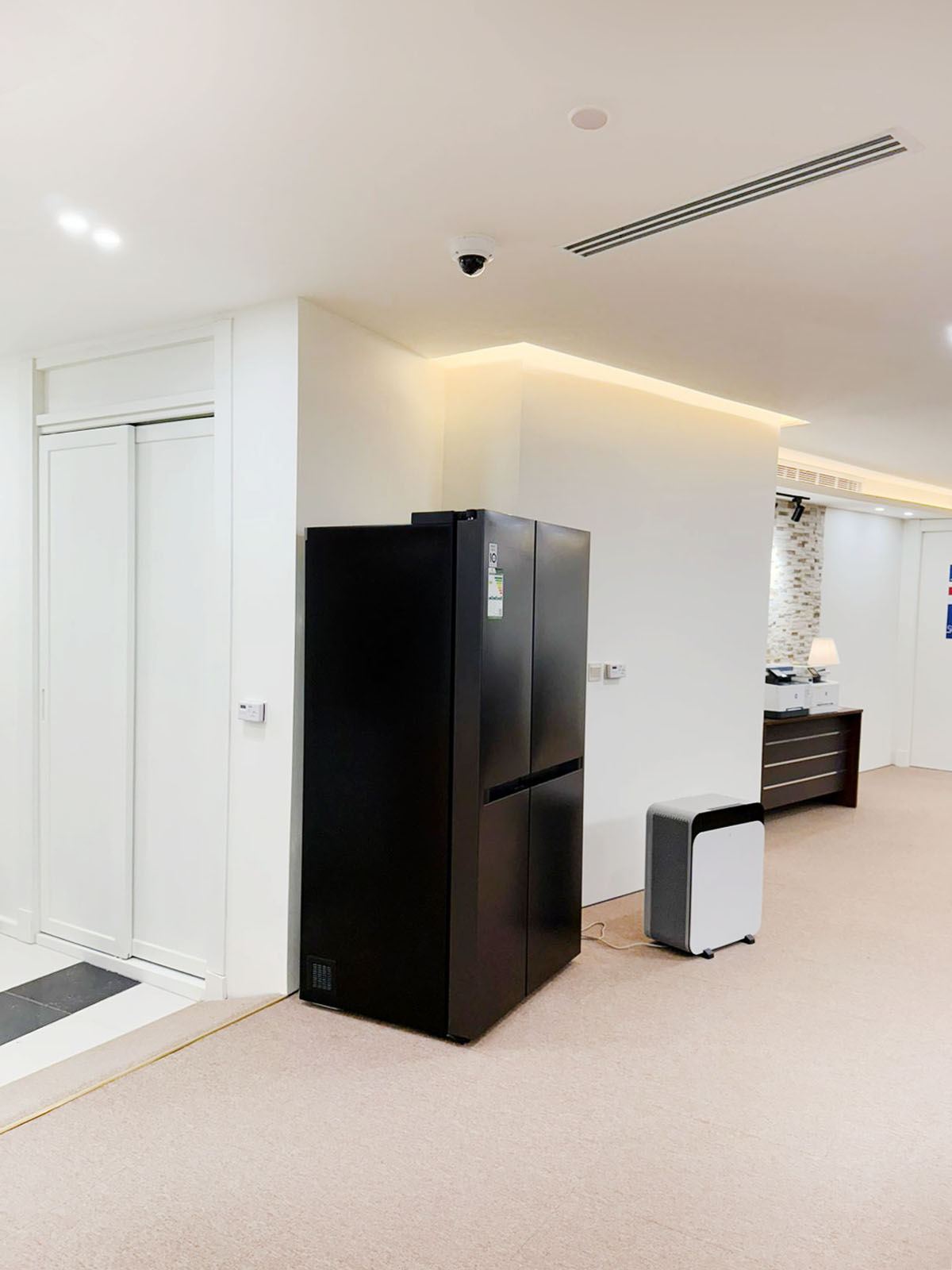 Office fit-out Riyadh – LIG NEX1 collaborative space by Hanjin E&T